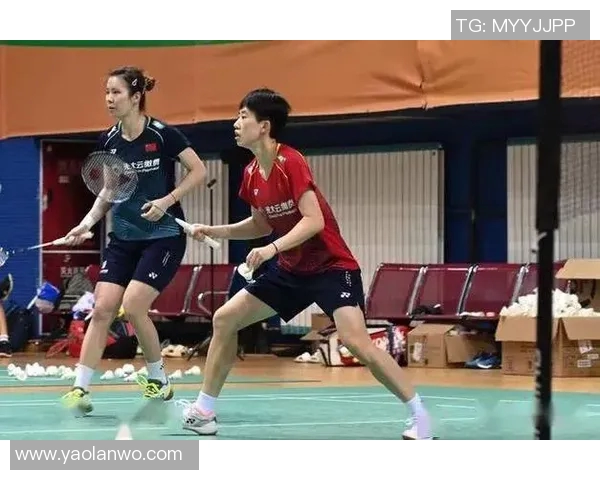 广州羽毛球队与南京羽毛球队赛后复盘团队协作的成功与不足分析 广州羽毛球队与南京羽毛球队赛后复盘团队协作的成功与不足分析